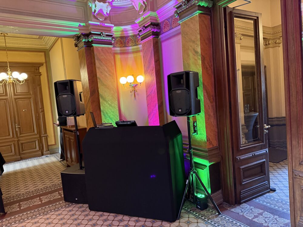DJ-Service bei einer Hochzeit